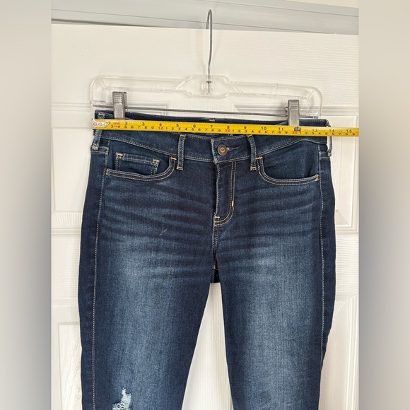 HOLLISTER JUNIOR WOMEN LOW RISE SUPER SKINNY CLASSIC STRETCH DISTRESSED JEANS 3R - Picture 5 of 7
